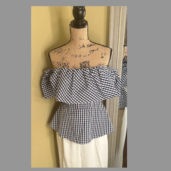 Boston Proper Peplum Top - Picture 2 of 3